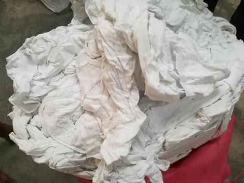 37831508_665520470480915_4193995574103506944_n